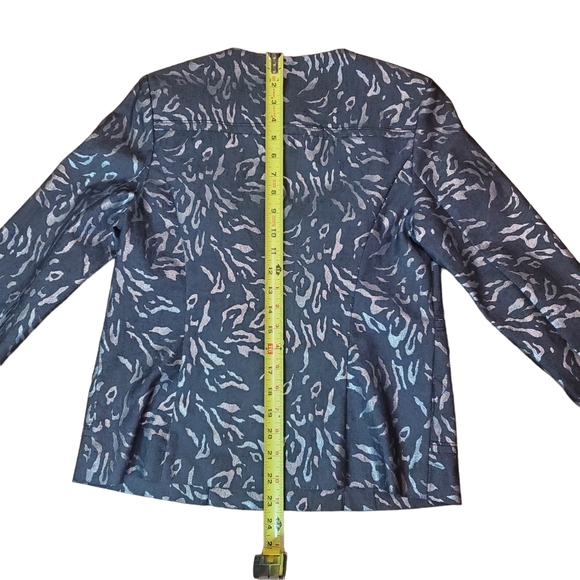 Dana Buchman Denim Blazer Jacket Front Zip O Neck Exotic Metallic Print Womens 4 - Picture 6 of 12